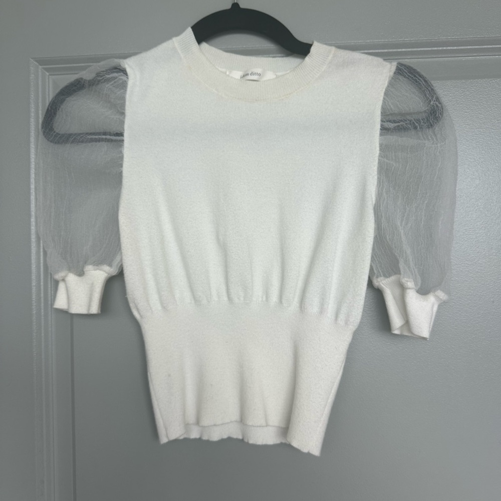 Elegant White Puff Sleeve Crop Top